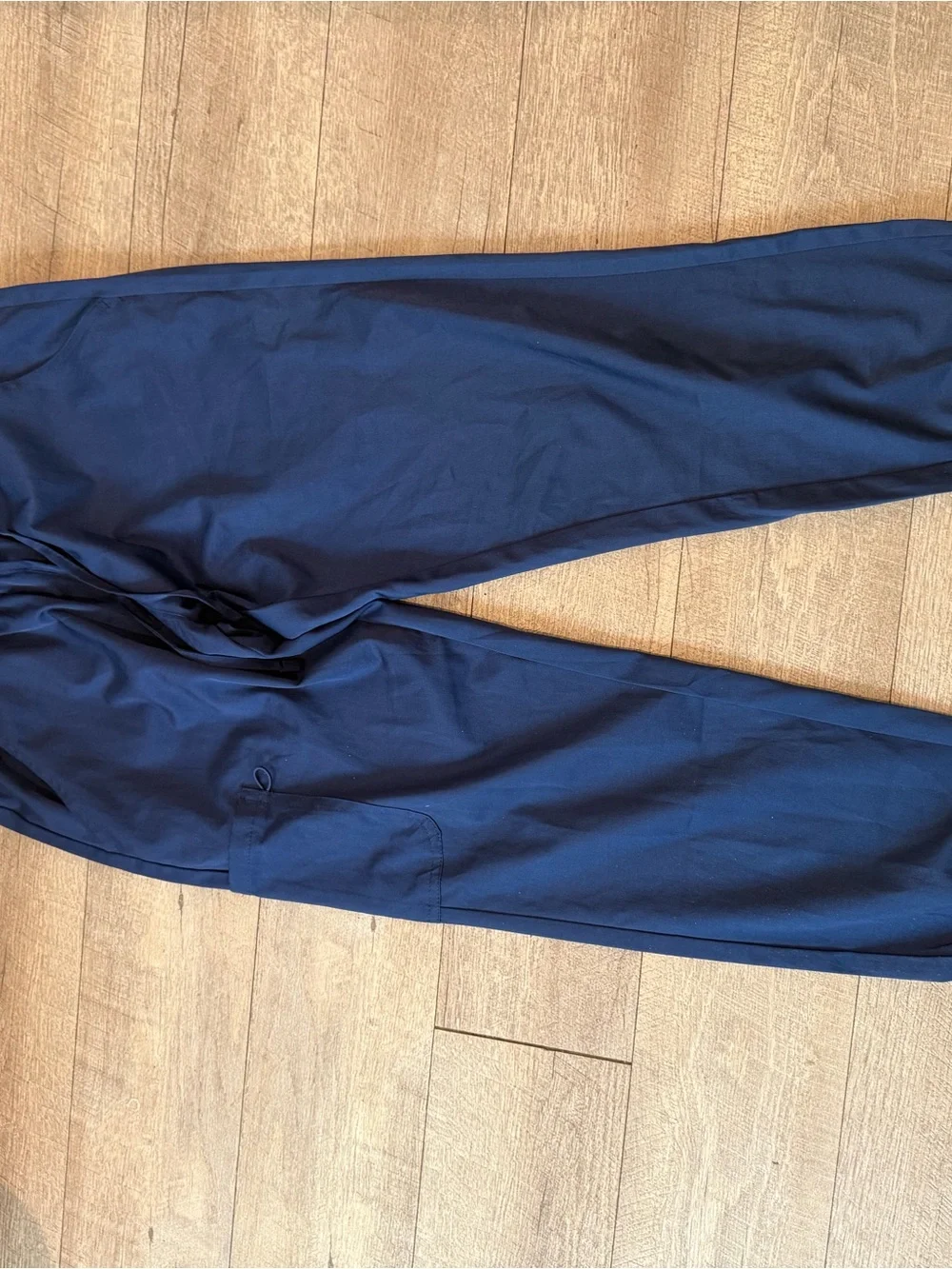 Women’s V-Neck Scrub Set - Navy
